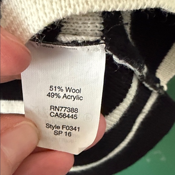 Madewell Black & Cream Striped Womnens XS Short Sleeve Sweater Classic Preppy - Picture 3 of 7
